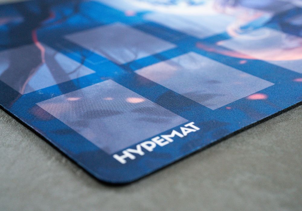 Hypemat Playmat auf einem Tisch. Detailfotografie 